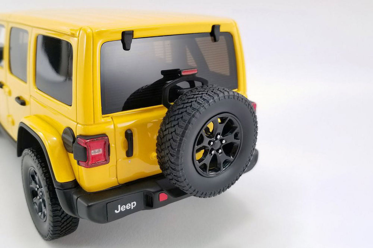1/18 scale Resin Model Toy Car J12573