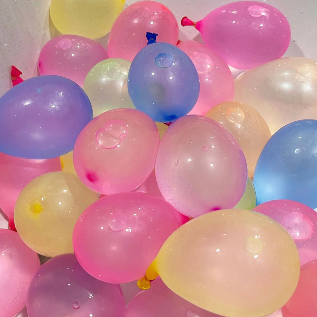 1000 Pack Latex Water Balloons with 2 Hose Y870376