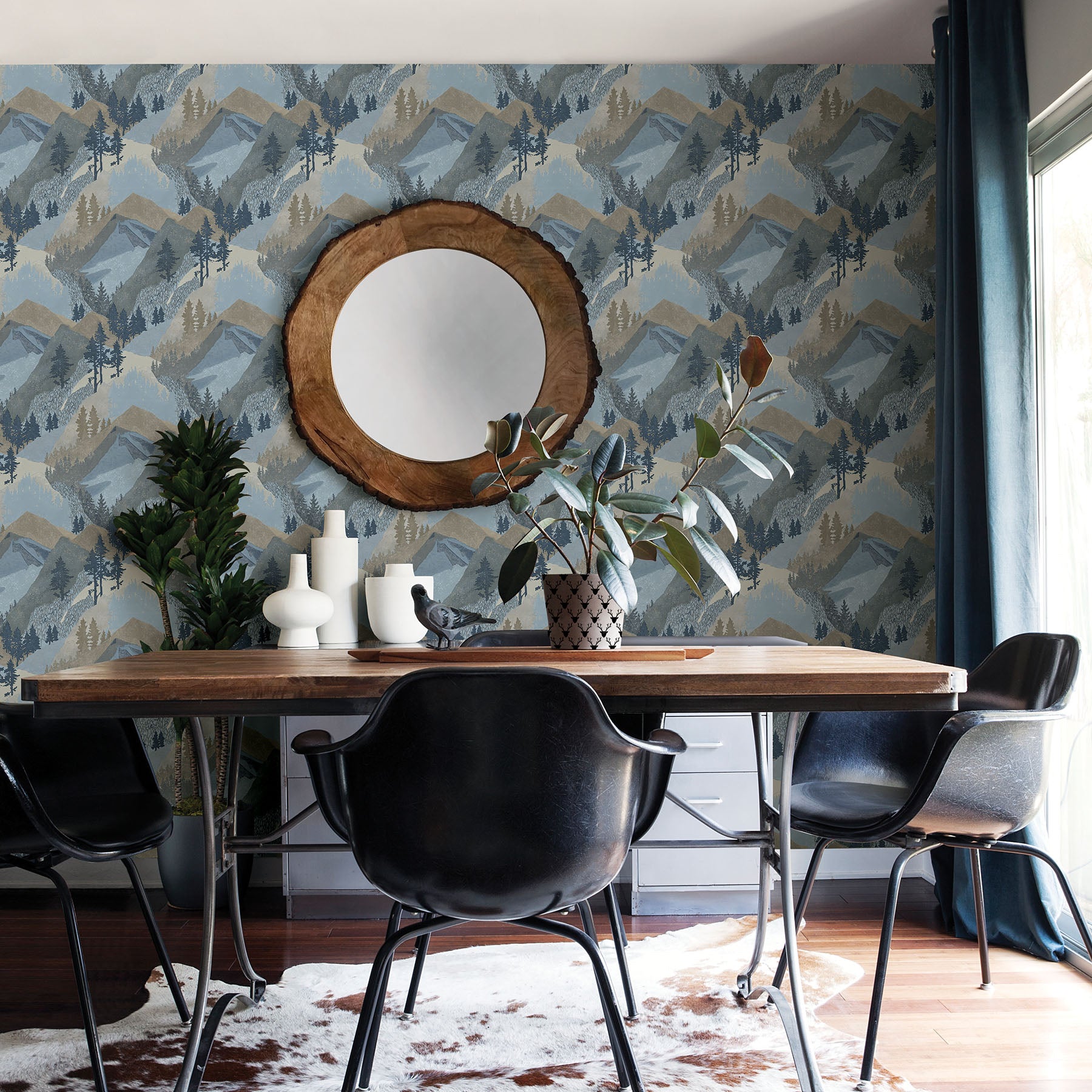 Blue Mountains Wallpaper, 20.5-in by 33-ft, 56.38 sq. ft S340