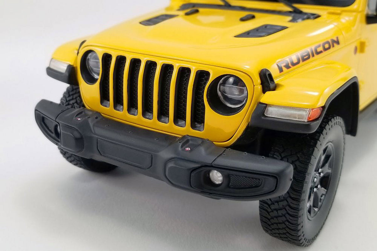1/18 scale Resin Model Toy Car J12573
