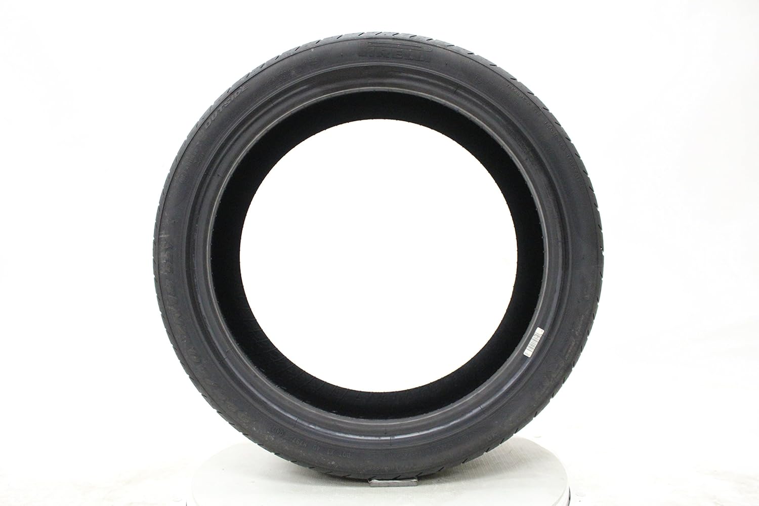 235/40R18 95Y Radial Tire J385