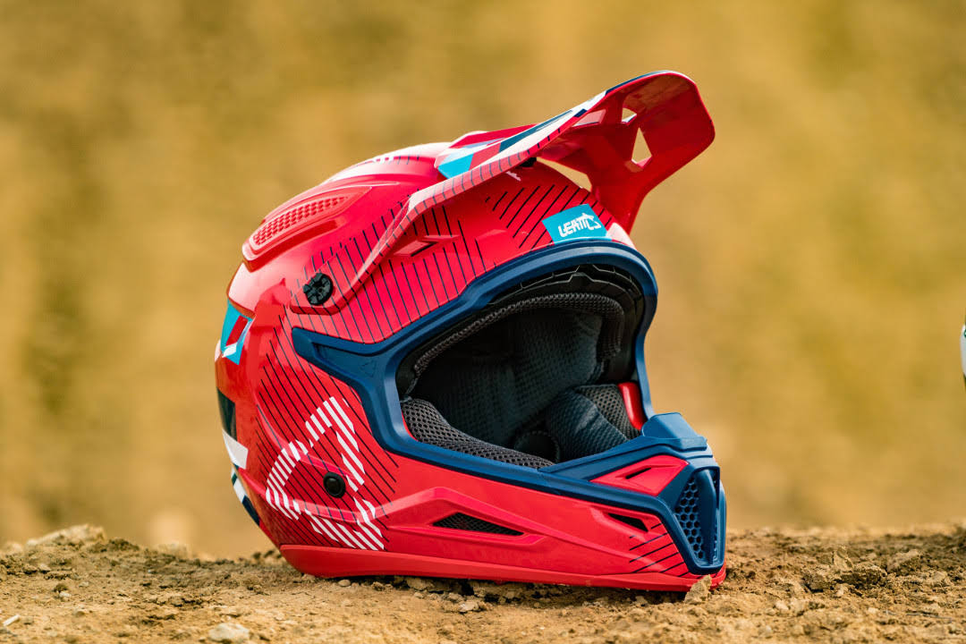 Red Motocross Helmet U4985