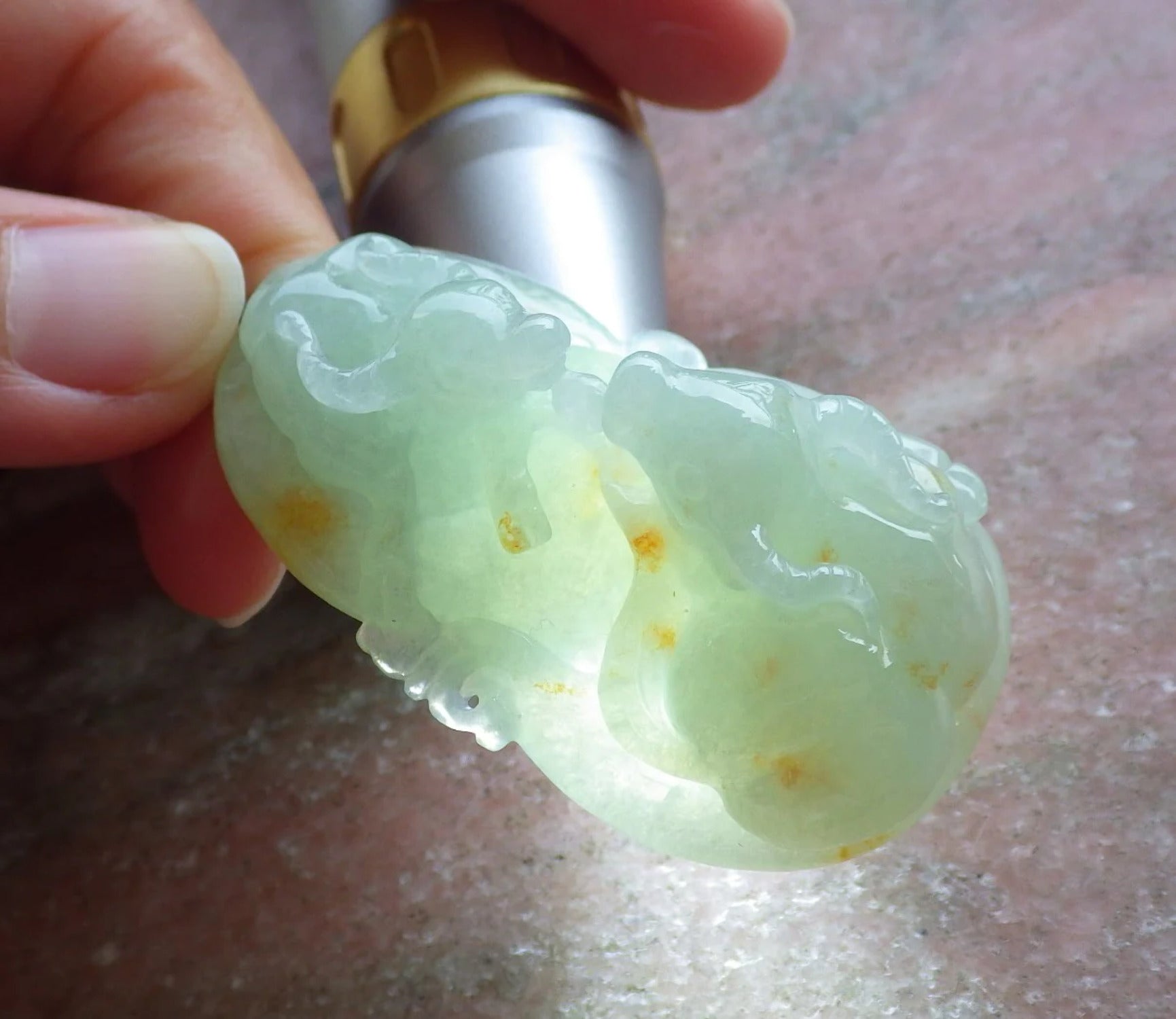 Green Hand Carved Natural Jade Zodiac Ox Pendant Necklace U786226