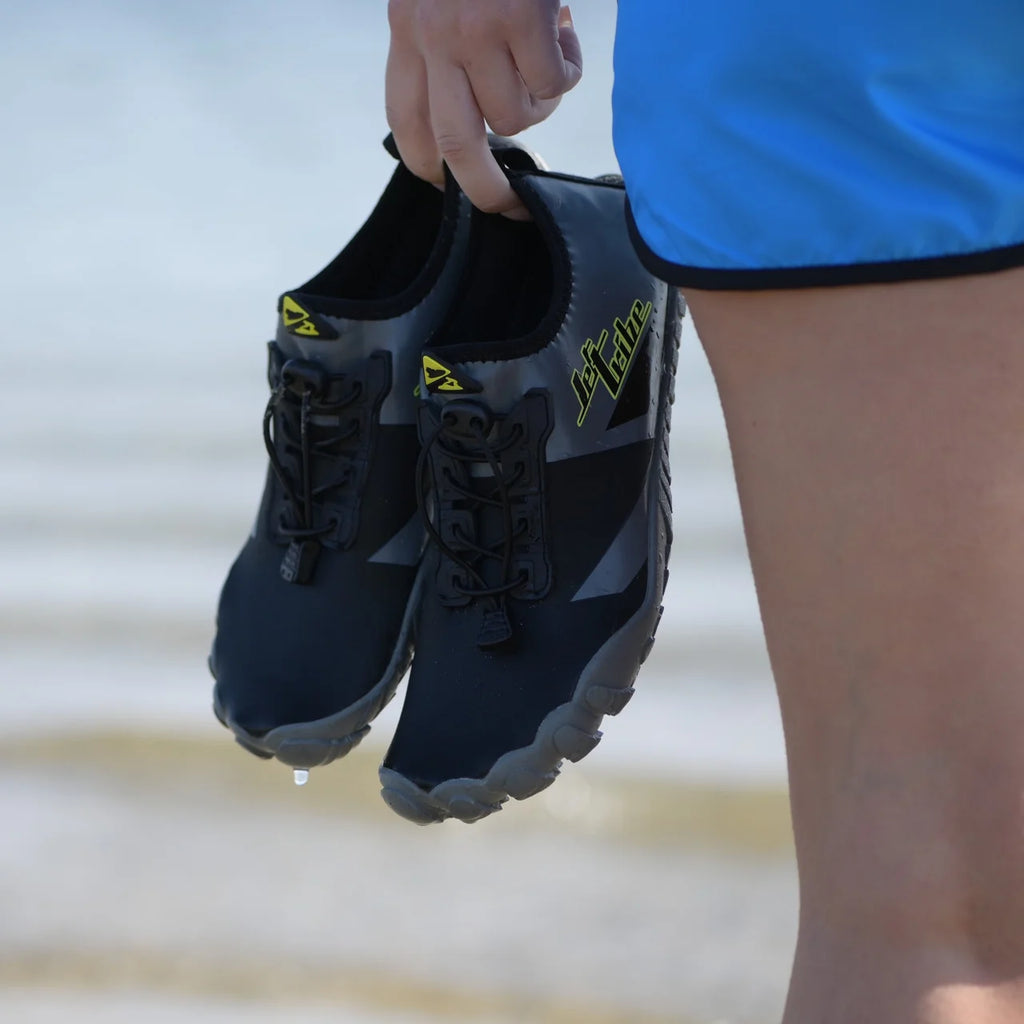 Neoprene Water Shoes with Rubber Sole U3657