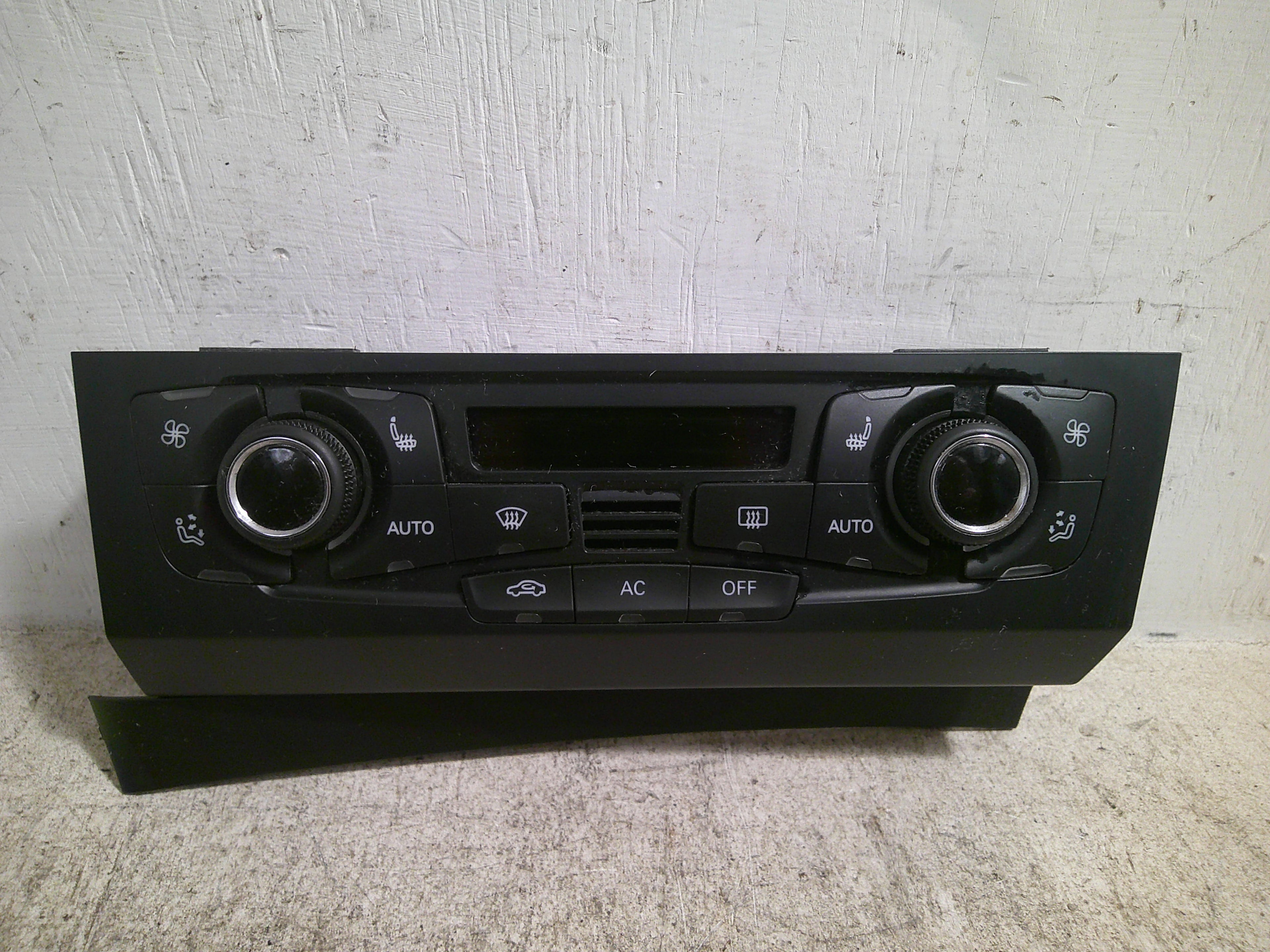 Pre-Owned Audi Q5 Dual Zone Temperature Control Heated Seats OEM K902