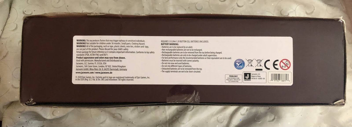 12x22 Action Figure Duo Set L935175