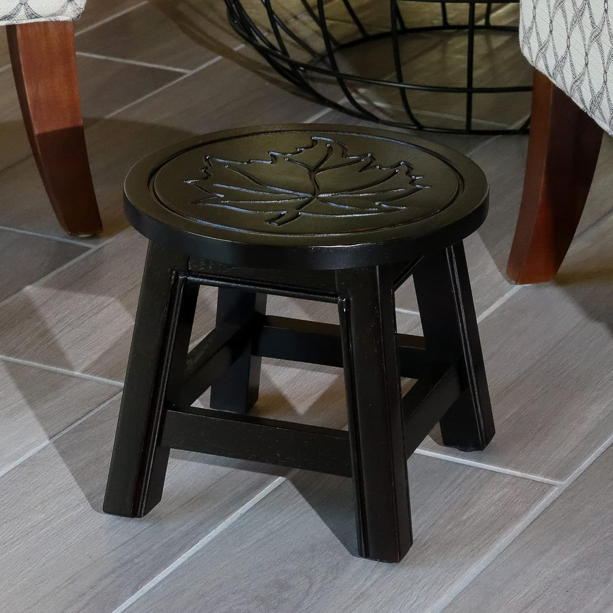 Espresso Carved Wooden Step Stool F56326